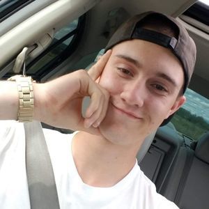 Meet your Posher, Caleb